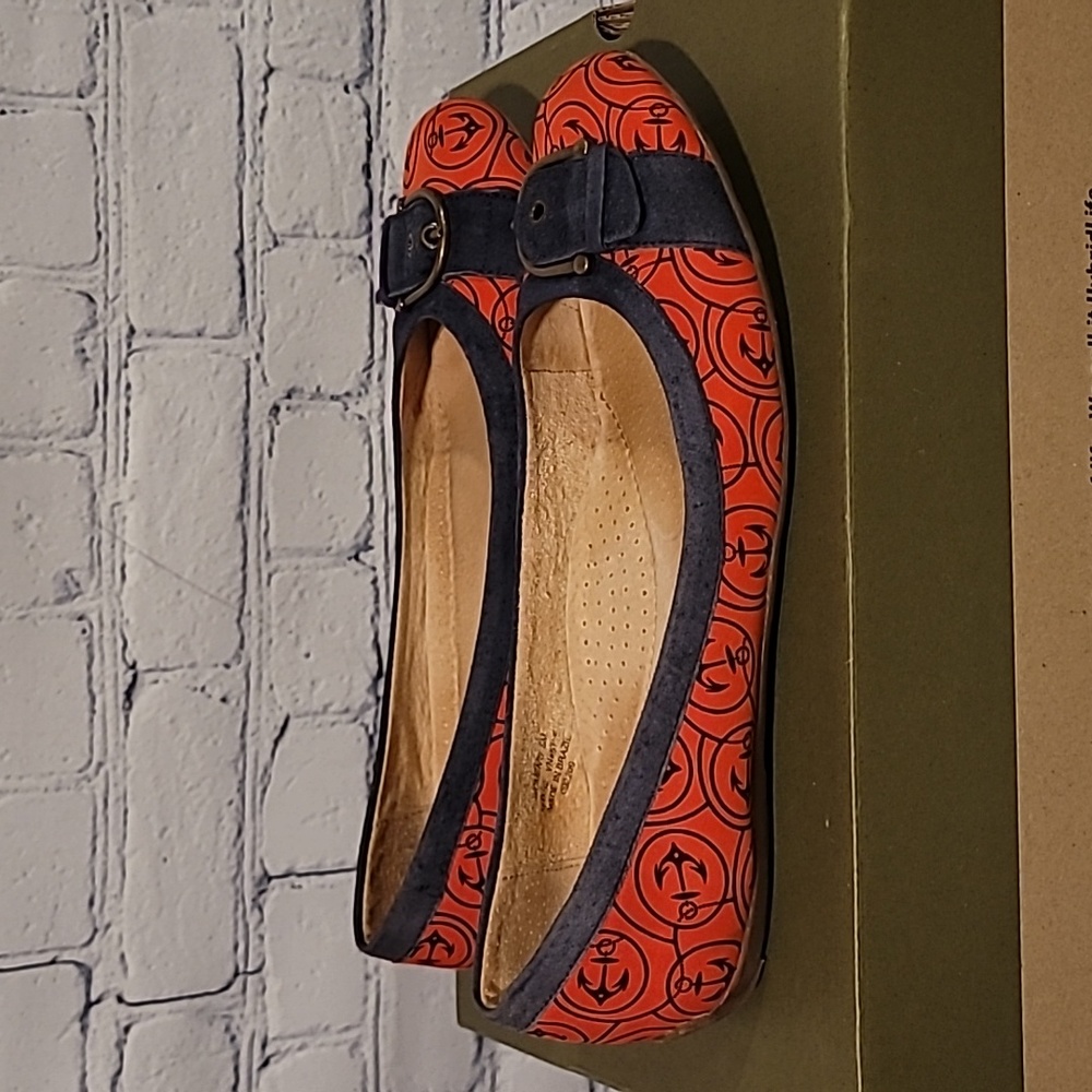 LL Bean Women’s Size 8 Red & Blue Suede Ruffle Toe Slip On Flat